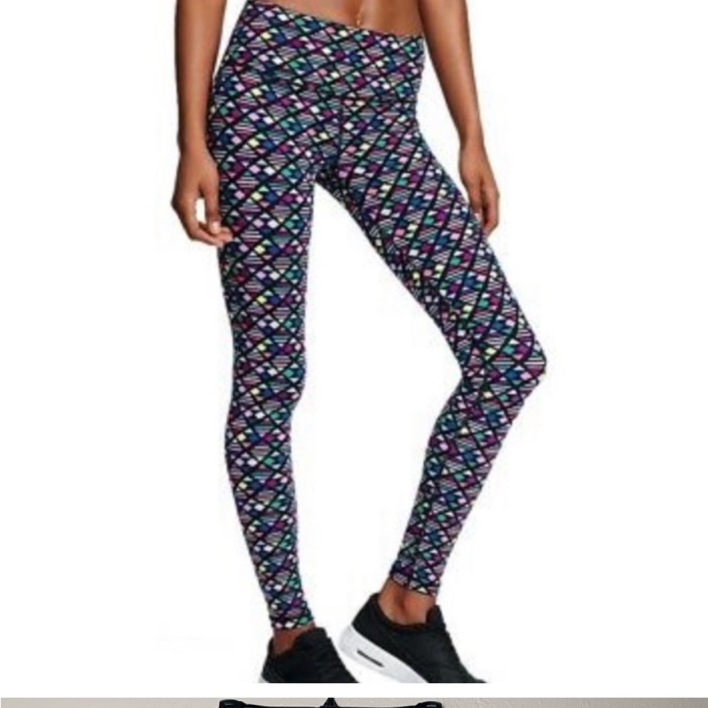 Victoria Sport Knockout Leggings - Size XS